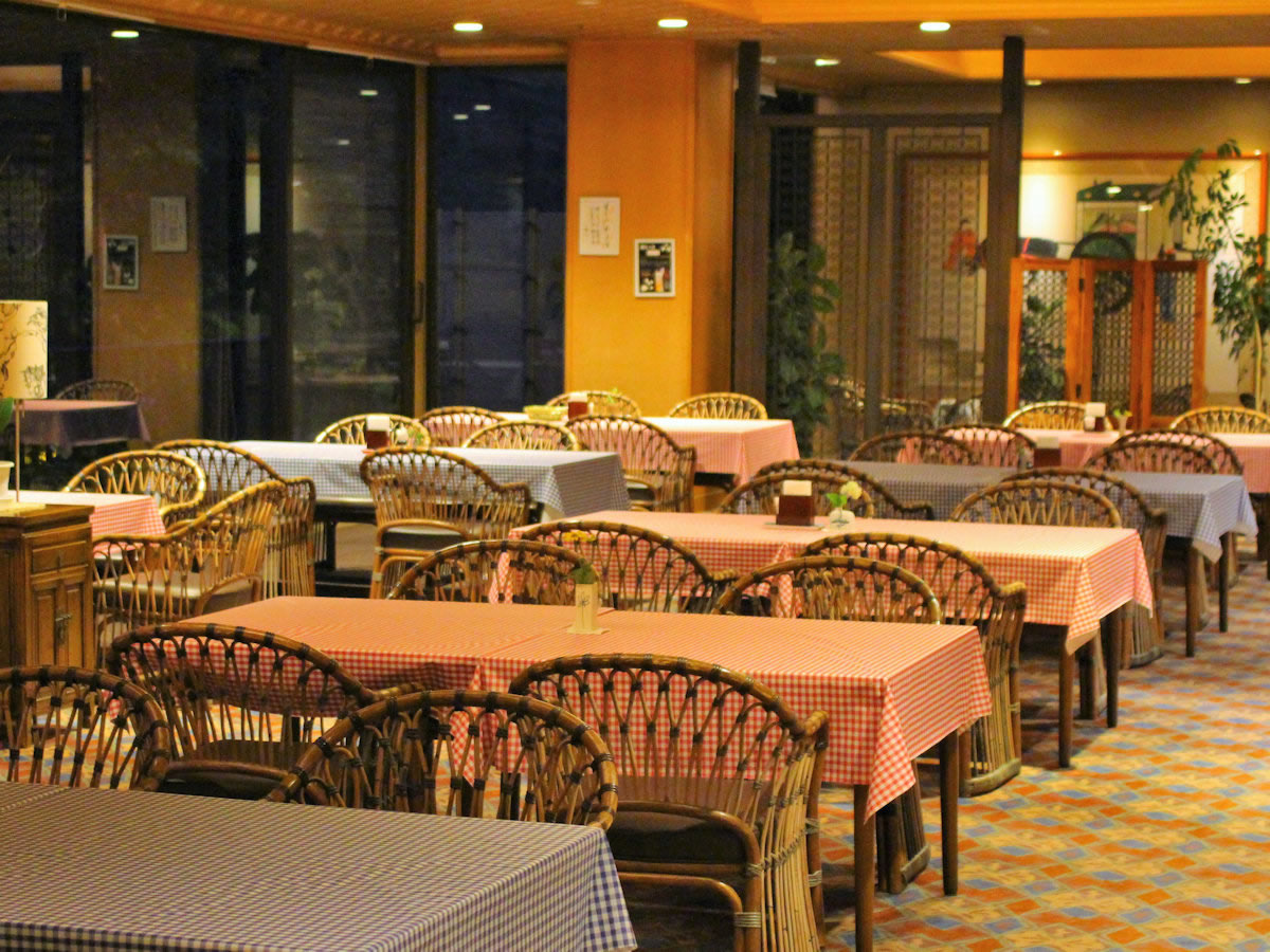 レストラン岩ざくら